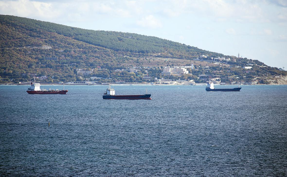 Der Export russisches Erdöls über das Meer ist um 2,5% gesenkt worden im Zuge der Angriffe auf die Häfen.